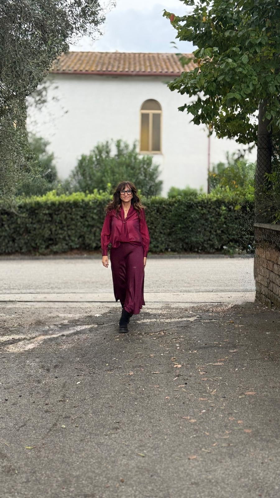 Gonna in raso disponibile in tre colori